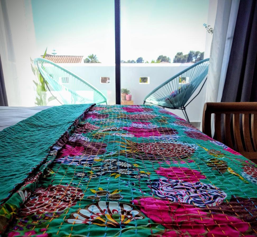 One Thousand Waves Bed & Breakfast Moraira Bagian luar foto